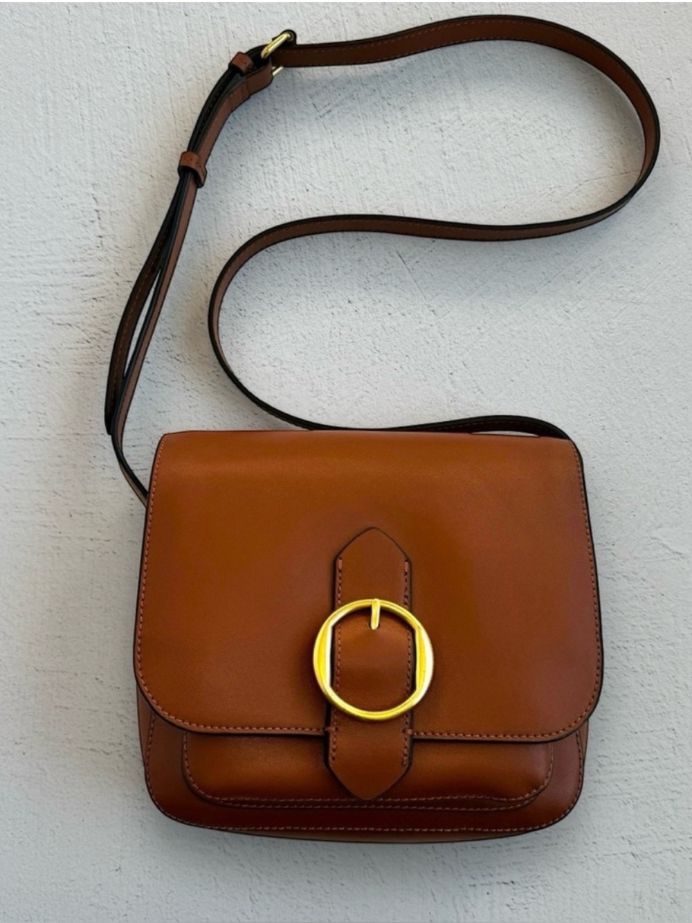 Banana Republic Leather Saddle Bag Crossbody Buckle Magnetic Closure Cognac Gold - Picture 2 of 6